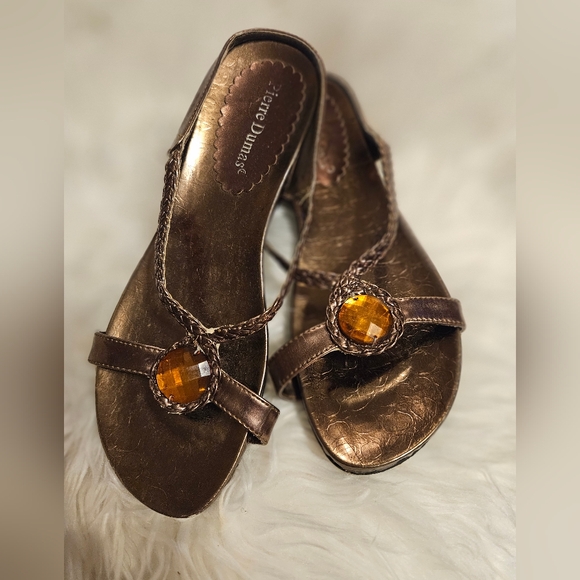 Pierre Dumas Slide on Sandals - Picture 2 of 5